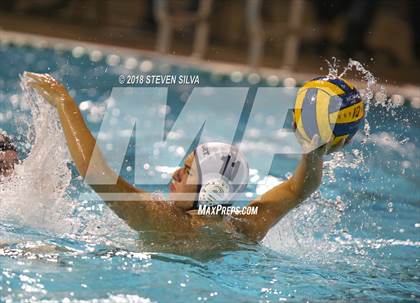 Thumbnail 2 in Harvard-Westlake vs. Newport Harbor (CIF SoCal Regional D1 Final) photogallery.