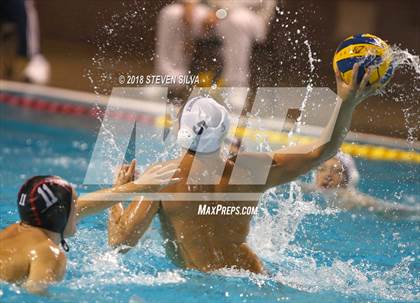 Thumbnail 2 in Harvard-Westlake vs. Newport Harbor (CIF SoCal Regional D1 Final) photogallery.