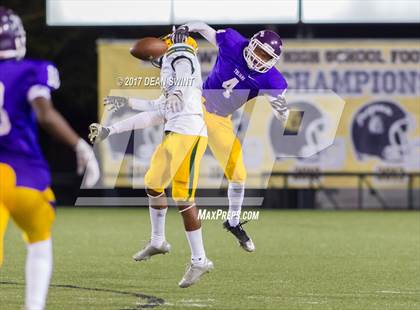 Thumbnail 3 in Laurens @ Northwestern (SCHSL Class AAAAA Upper State Playoff) photogallery.