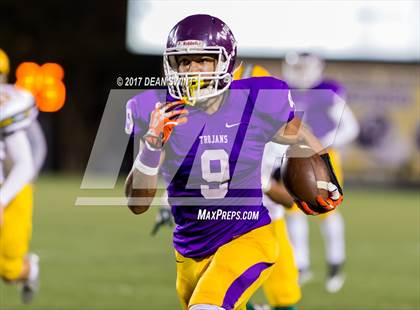 Thumbnail 2 in Laurens @ Northwestern (SCHSL Class AAAAA Upper State Playoff) photogallery.