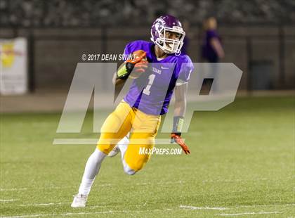 Thumbnail 3 in Laurens @ Northwestern (SCHSL Class AAAAA Upper State Playoff) photogallery.