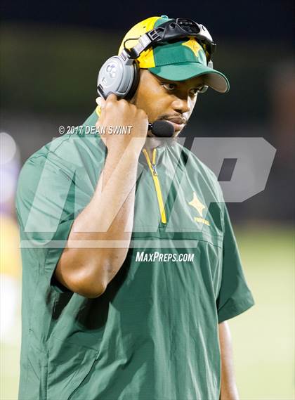 Thumbnail 1 in Laurens @ Northwestern (SCHSL Class AAAAA Upper State Playoff) photogallery.