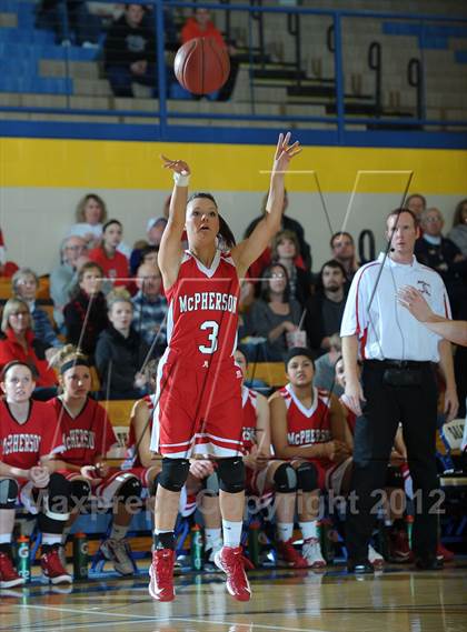 Thumbnail 2 in Hutchinson vs. McPherson photogallery.