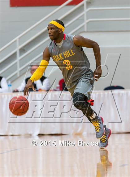 Thumbnail 3 in Villa Angela-St. Joseph vs. Oak Hill Academy (Spalding HoopHall Classic) photogallery.
