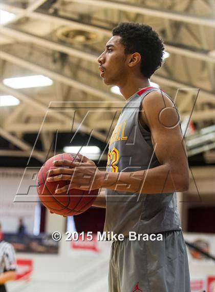 Thumbnail 1 in Villa Angela-St. Joseph vs. Oak Hill Academy (Spalding HoopHall Classic) photogallery.
