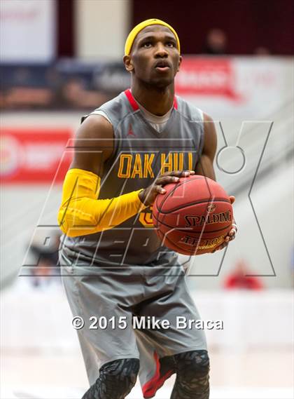 Thumbnail 2 in Villa Angela-St. Joseph vs. Oak Hill Academy (Spalding HoopHall Classic) photogallery.
