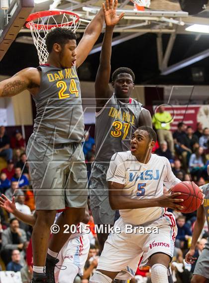 Thumbnail 3 in Villa Angela-St. Joseph vs. Oak Hill Academy (Spalding HoopHall Classic) photogallery.