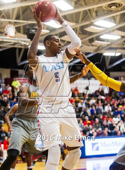 Thumbnail 1 in Villa Angela-St. Joseph vs. Oak Hill Academy (Spalding HoopHall Classic) photogallery.