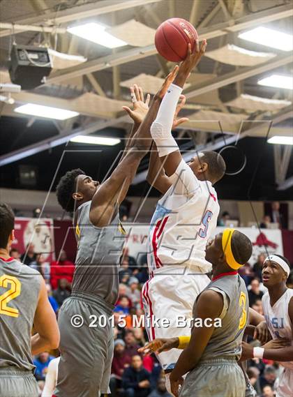 Thumbnail 1 in Villa Angela-St. Joseph vs. Oak Hill Academy (Spalding HoopHall Classic) photogallery.