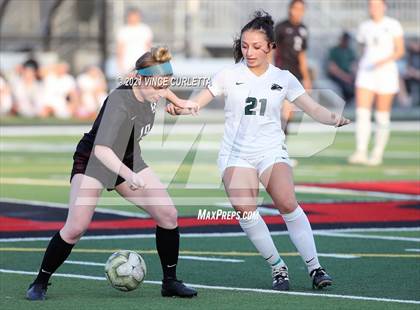 Thumbnail 3 in Dripping Springs vs. Cedar Park (UIL 5A Regional Final) photogallery.