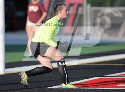 Thumbnail 2 in Dripping Springs vs. Cedar Park (UIL 5A Regional Final) photogallery.