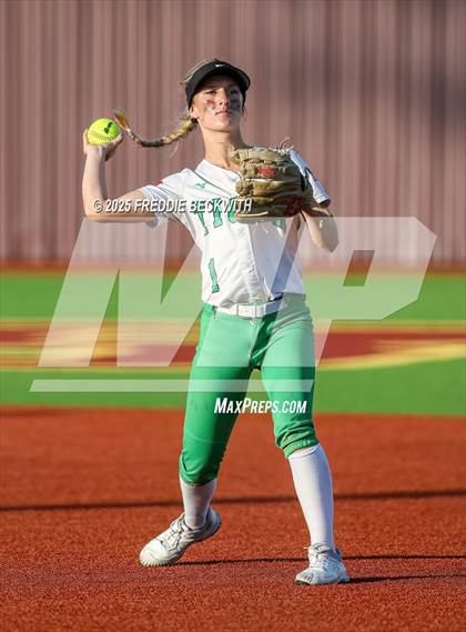 Thumbnail 2 in Tioga vs. Wolfe City (UIL 2A Bi-District Playoff) photogallery.