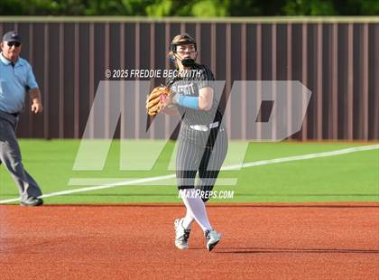 Thumbnail 3 in Tioga vs. Wolfe City (UIL 2A Bi-District Playoff) photogallery.