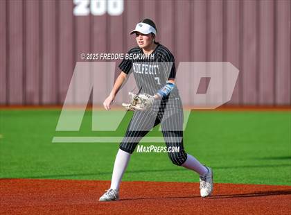 Thumbnail 2 in Tioga vs. Wolfe City (UIL 2A Bi-District Playoff) photogallery.