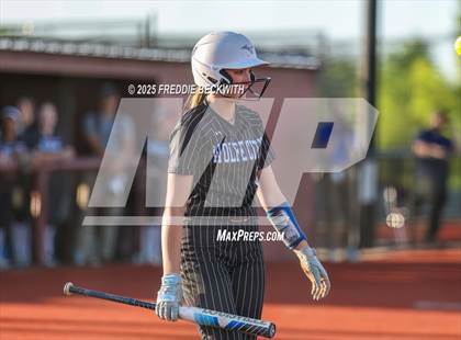 Thumbnail 2 in Tioga vs. Wolfe City (UIL 2A Bi-District Playoff) photogallery.
