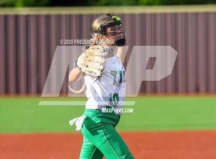 Thumbnail 1 in Tioga vs. Wolfe City (UIL 2A Bi-District Playoff) photogallery.
