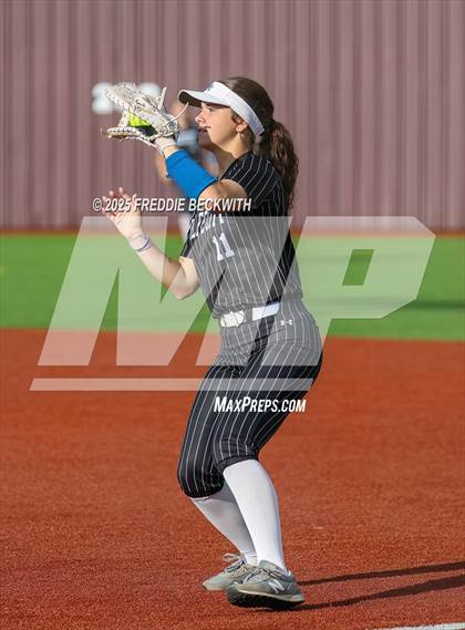 Thumbnail 2 in Tioga vs. Wolfe City (UIL 2A Bi-District Playoff) photogallery.