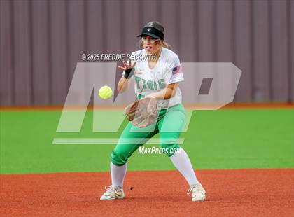 Thumbnail 1 in Tioga vs. Wolfe City (UIL 2A Bi-District Playoff) photogallery.