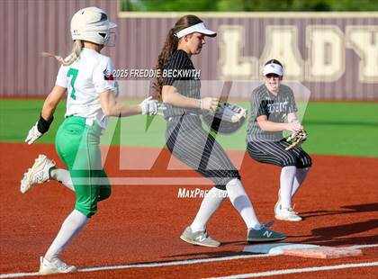Thumbnail 1 in Tioga vs. Wolfe City (UIL 2A Bi-District Playoff) photogallery.