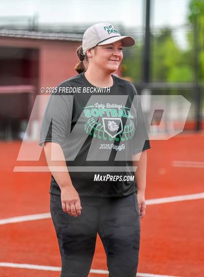 Thumbnail 1 in Tioga vs. Wolfe City (UIL 2A Bi-District Playoff) photogallery.