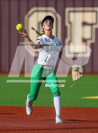 Thumbnail 2 in Tioga vs. Wolfe City (UIL 2A Bi-District Playoff) photogallery.
