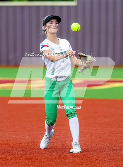 Thumbnail 2 in Tioga vs. Wolfe City (UIL 2A Bi-District Playoff) photogallery.