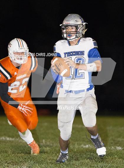 Thumbnail 2 in Freeburg @ Wesclin photogallery.