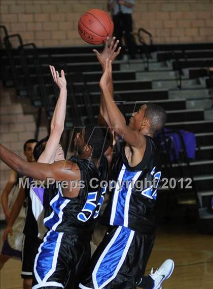 Thumbnail 1 in California City @ Vasquez photogallery.