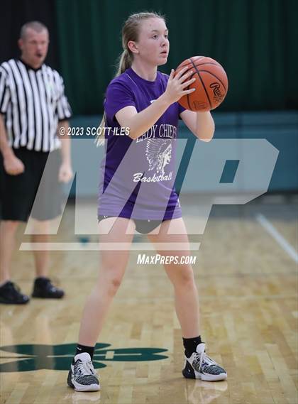 Thumbnail 3 in Logan vs Circleville (Scrimmage) photogallery.