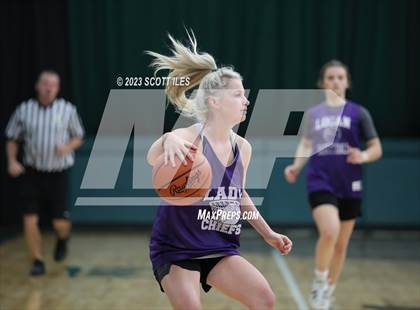 Thumbnail 3 in Logan vs Circleville (Scrimmage) photogallery.