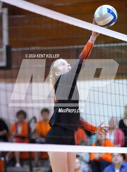Thumbnail 3 in Grosse Pointe North @ Utica photogallery.