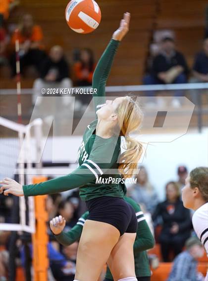Thumbnail 1 in Grosse Pointe North @ Utica photogallery.