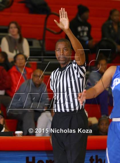 Thumbnail 1 in Serra vs. Harvard-Westlake (Battle at the Beach Classic) photogallery.