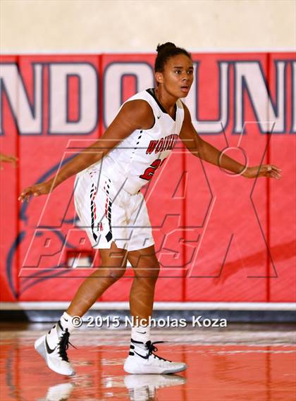 Thumbnail 1 in Serra vs. Harvard-Westlake (Battle at the Beach Classic) photogallery.