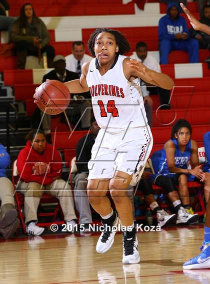 Thumbnail 3 in Serra vs. Harvard-Westlake (Battle at the Beach Classic) photogallery.