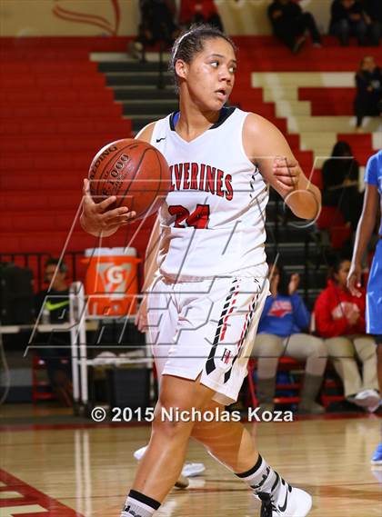 Thumbnail 1 in Serra vs. Harvard-Westlake (Battle at the Beach Classic) photogallery.