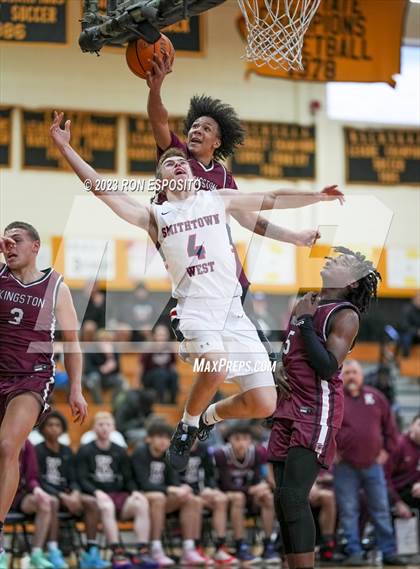 Thumbnail 3 in Smithtown West vs Kingston (Long Island Holiday Invitational) photogallery.