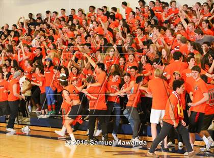 Thumbnail 2 in Crespi @ Chaminade photogallery.