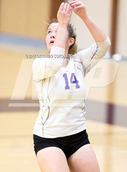 Thumbnail 2 in Hilmar vs Bret Harte (CIF SJS D4 FINAL) photogallery.