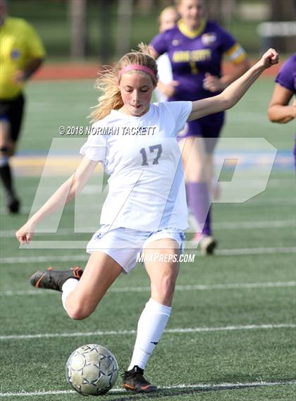 Thumbnail 1 in Arkansas City @ Collegiate photogallery.