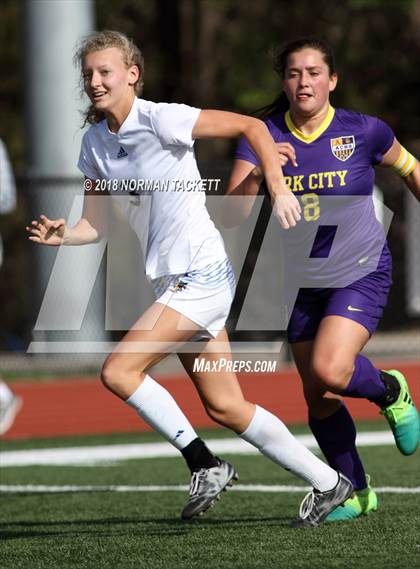 Thumbnail 1 in Arkansas City @ Collegiate photogallery.