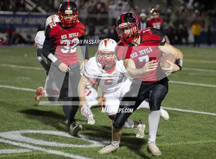 Thumbnail 3 in East Islip vs. Plainedge (Long Island Division III Championship) photogallery.