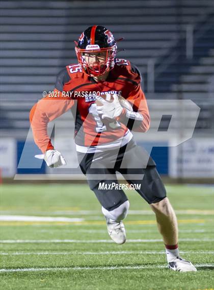 Thumbnail 3 in East Islip vs. Plainedge (Long Island Division III Championship) photogallery.
