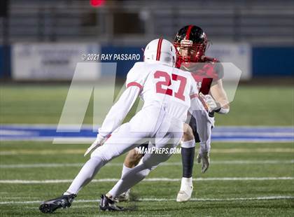 Thumbnail 2 in East Islip vs. Plainedge (Long Island Division III Championship) photogallery.
