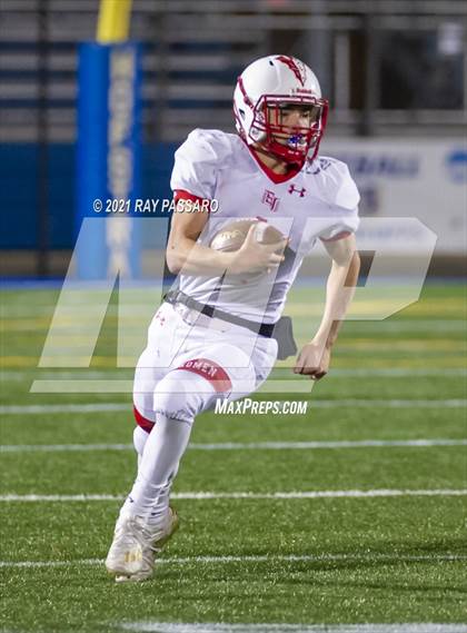Thumbnail 3 in East Islip vs. Plainedge (Long Island Division III Championship) photogallery.
