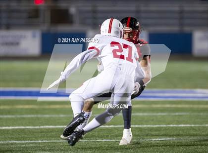 Thumbnail 1 in East Islip vs. Plainedge (Long Island Division III Championship) photogallery.