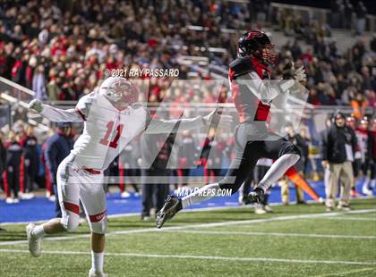 Thumbnail 3 in East Islip vs. Plainedge (Long Island Division III Championship) photogallery.
