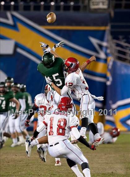 Thumbnail 3 in Poway vs Vista (CIF SDS D1 Final) photogallery.