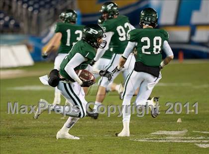 Thumbnail 2 in Poway vs Vista (CIF SDS D1 Final) photogallery.