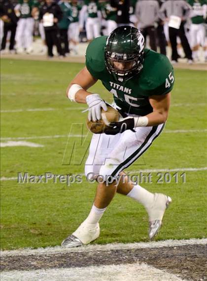 Thumbnail 2 in Poway vs Vista (CIF SDS D1 Final) photogallery.